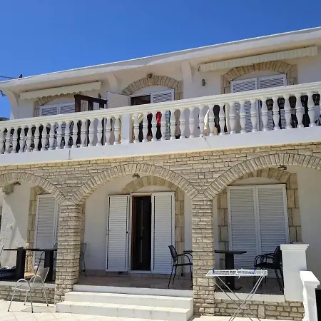 Apartment Mestrovic *