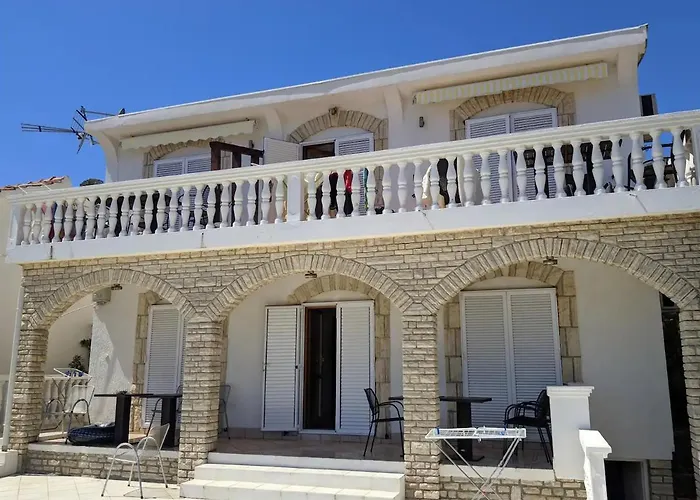 Apartment Mestrovic *